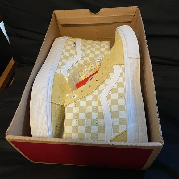 NEW Vans Sk8-Hi Pro Checkerboard Pale Banana Marsh - Picture 4 of 5